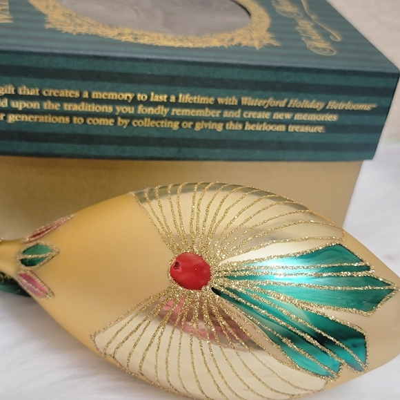 WATERFORD HOLIDAY HEIRLOOMS 1998 DATED EGG CHRISTMAS ORNAMENT - Picture 8 of 16